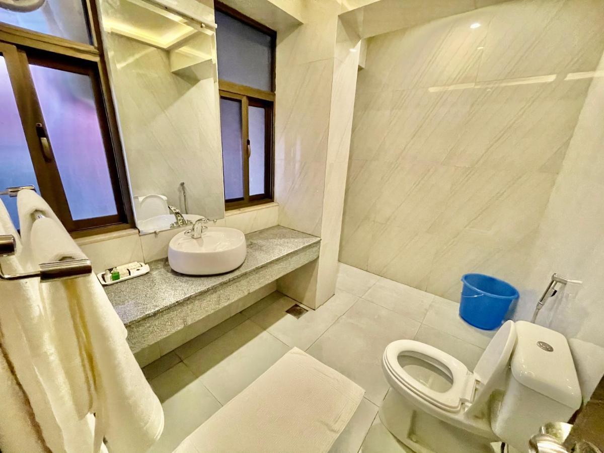 Shelton'S Ambassador Hotel Islamabad Bagian luar foto